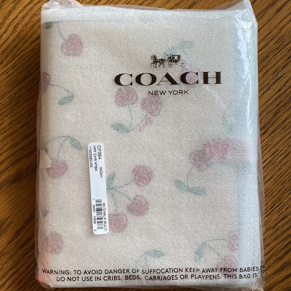 Coach Cherry Notebook - Picture 4 of 15